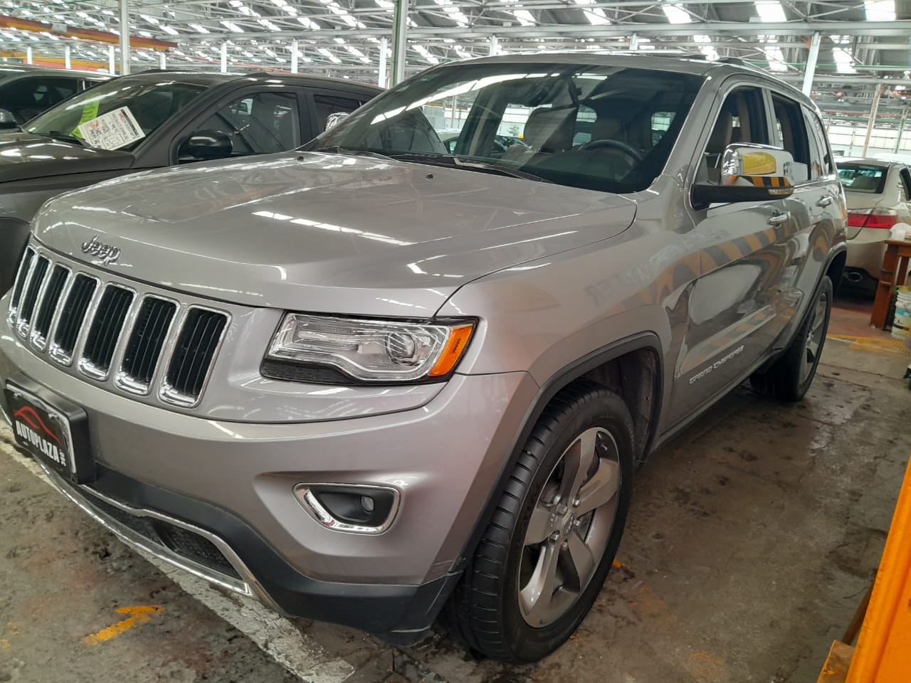 Jeep Grand Cherokee 2015 At
